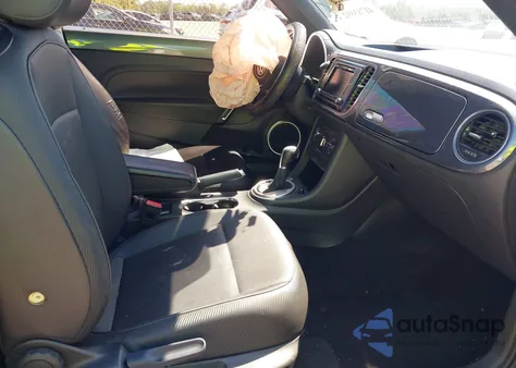 2016 Volkswagen Beetle 1.8T Sel z USA, uszkodzony, nr VIN 3VWJ07AT4GM620540